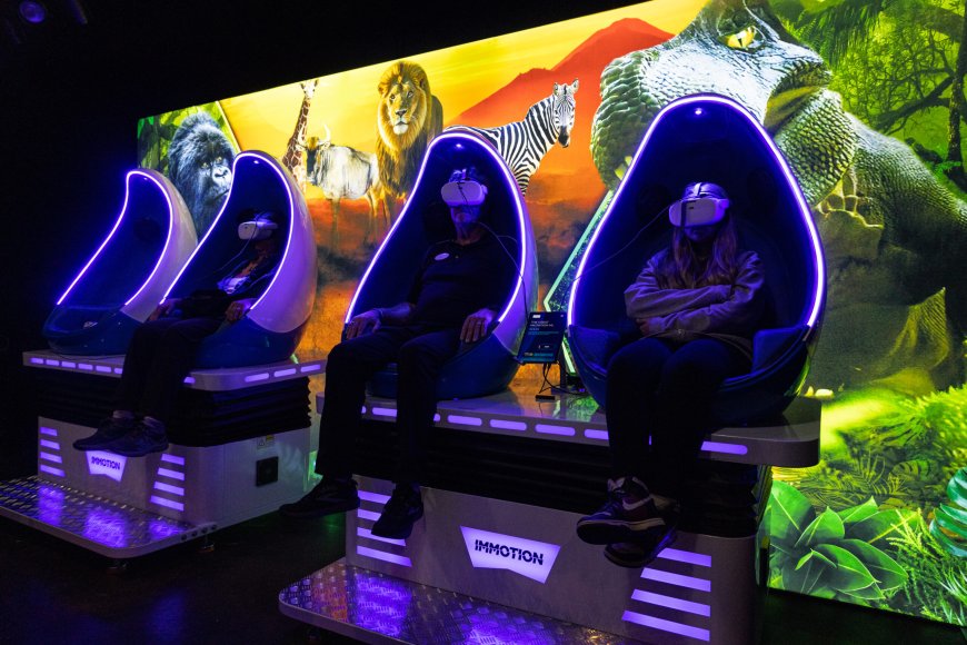 Explore the New VR Exhibit at the Buffalo Zoo